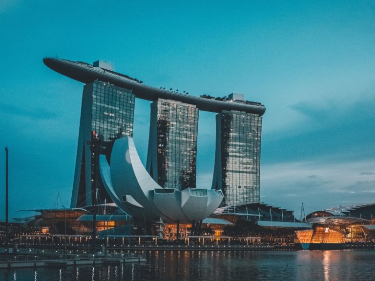 If you are moving to Singapore and need a property to rent, here is an article that can assist you with your moving needs.