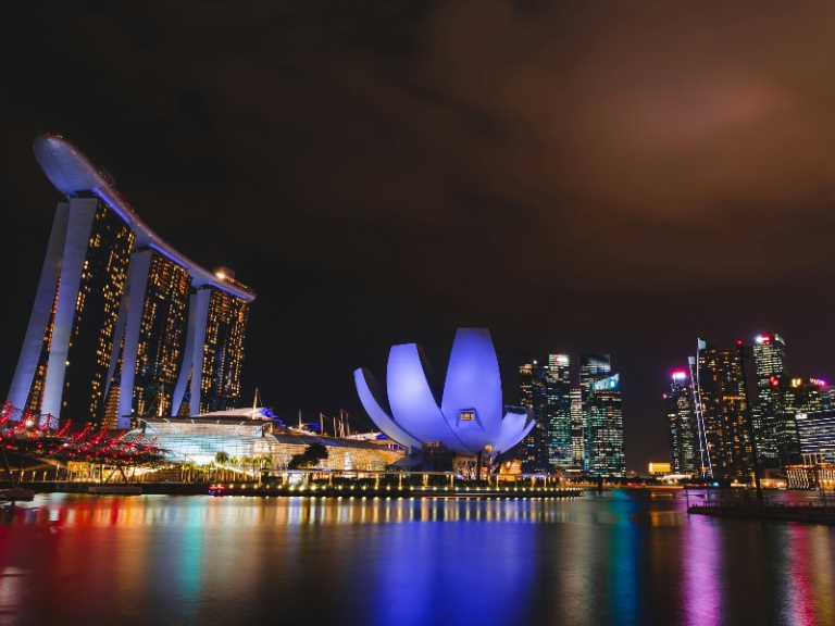 Marina Bay Sands and the ArtScience Museum illuminated at night in Singapore