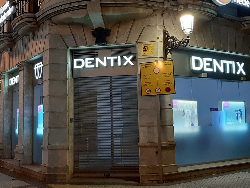 Hiring a foreign dentist in Singapore dental clinic