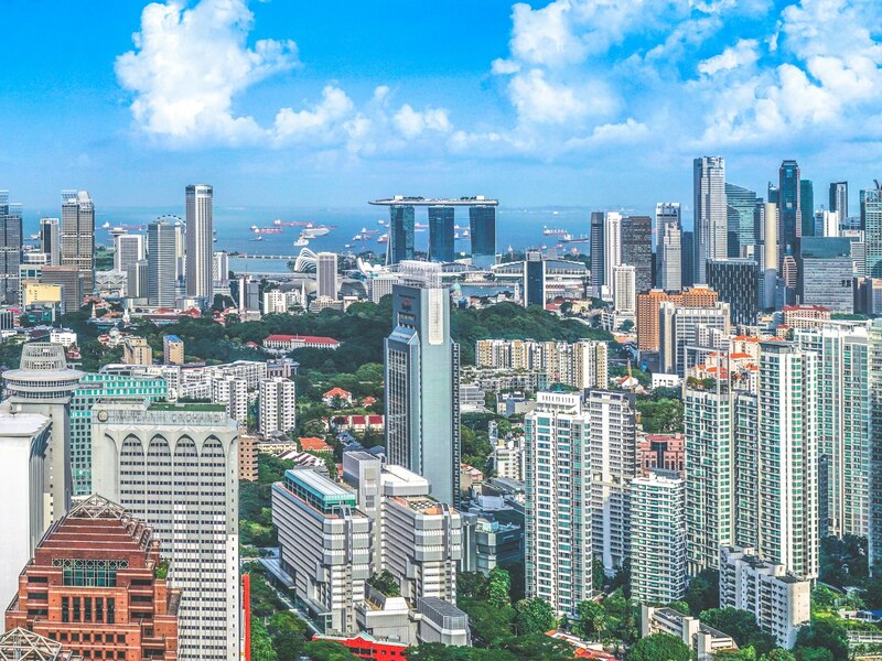 Employer reviewing a notice period dispute for a foreign employee in Singapore