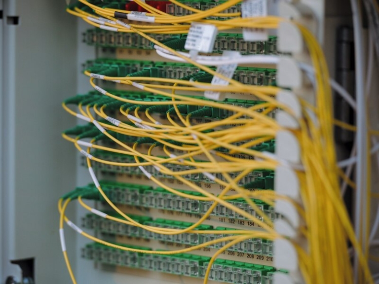 Data centre hiring in Singapore 2026 work pass guide